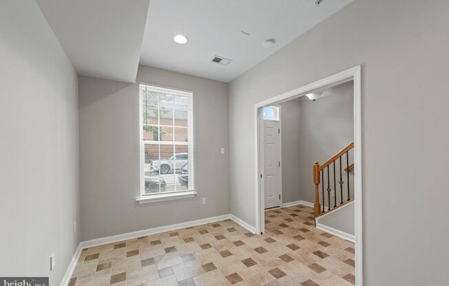 Welcome to 4626 Fait Avenue, a 2bd 2.5bth home in the coveted O'Donnell Square community!