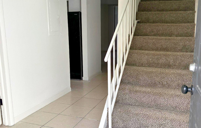 2 beds, 1.5 baths, $1,250, Unit 21-063E