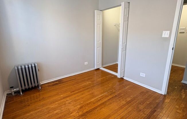 2 beds, 1 bath, 670 sqft, $1,200, Unit CA 133.5-3W