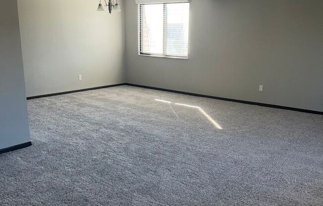2 beds, 1 bath, 936 sqft, $895, Unit 238-Q