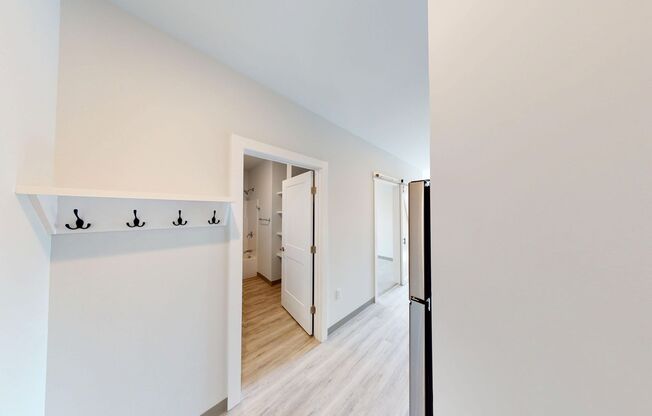 1 bed, 1 bath, 459 sqft, $1,975, Unit 305