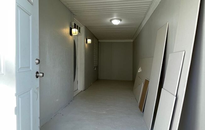 Newly Renovated 3 Bed, 1.5 Bath in Fairview!