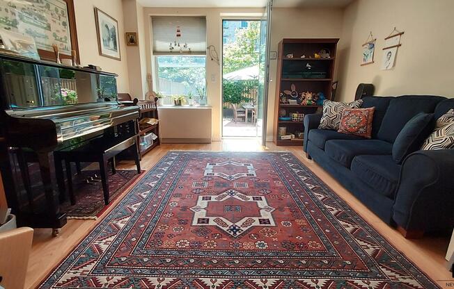 100 STERLING PL