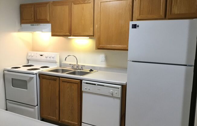 1 bed, 1 bath, 547 sqft, $1,200, Unit 18