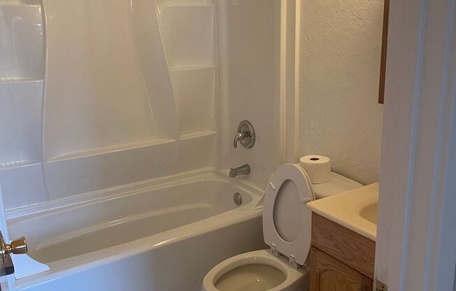 1 bed, 1 bath, 625 sqft, $1,550, Unit Unit 306