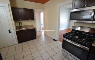 2 beds, 1.5 baths, $1,195, Unit #1