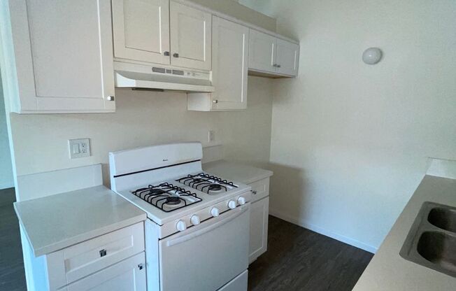 10235-10239 Darby Ave