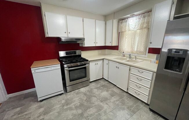 3124 Cuervo Dr NE