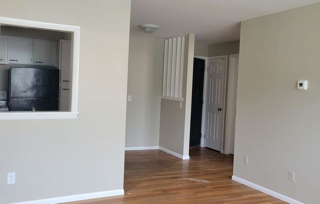1 bed, 1 bath, 500 sqft, $705, Unit 106