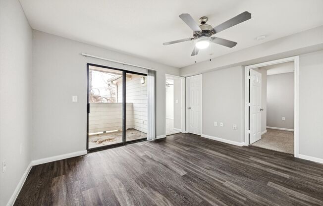 2 beds, 2 baths, 800 sqft, $1,595, Unit 5104