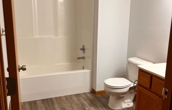 2 beds, 1 bath, 1,066 sqft, $1,200, Unit 1681-09 PVC