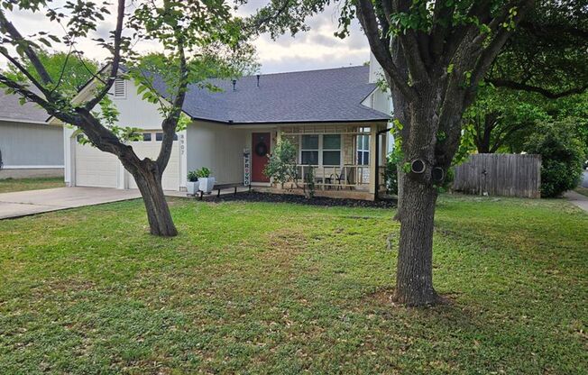 Beautifully Updated 3 Bed/2 Bath home on Corner Lot in South Austin!