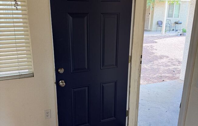 2/2 condo in the heart of Sunnyslope