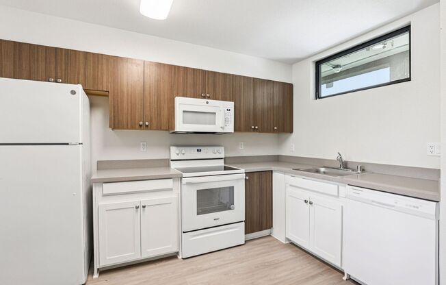 1 bed, 1 bath, 110 sqft, $1,100