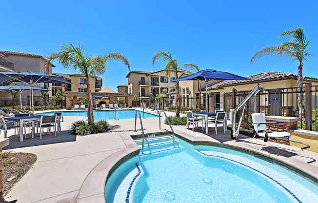 Pool & Spa at LEVANTE APARTMENT HOMES, Fontana