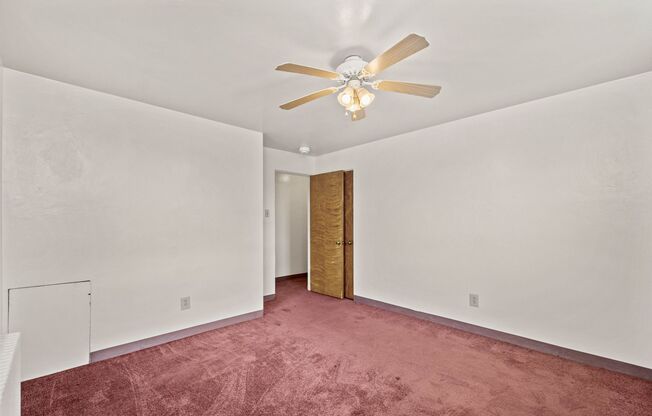 2 beds, 1 bath, 800 sqft, $475, Unit 2117 Brownsville Road Apt #A21