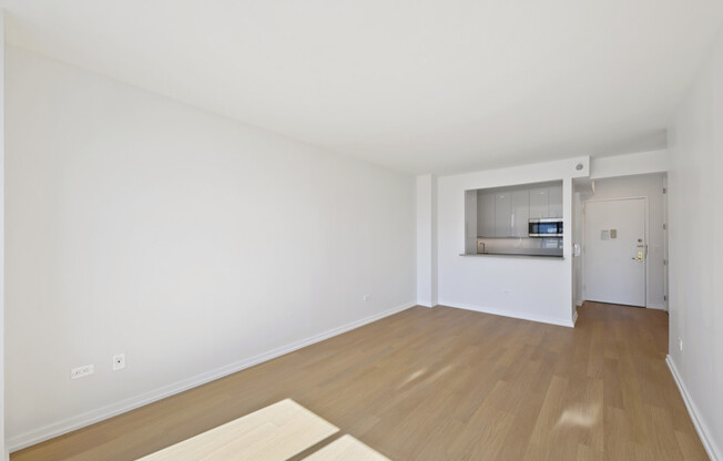 1 bed, 1 bath, $5,100, Unit C19F