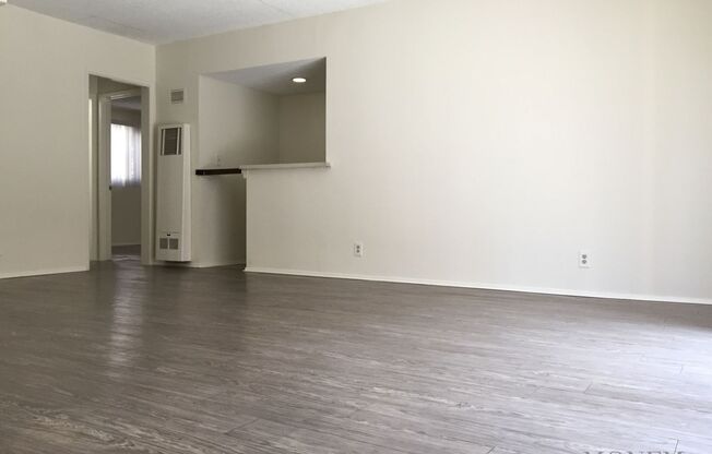 2 beds, 1 bath, 950 sqft, $2,995, Unit 3432-7