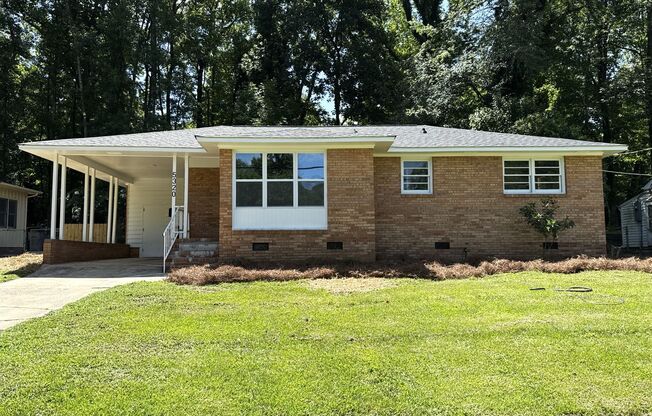 3-Bedroom Home Close to Uptown in Shannon Park!