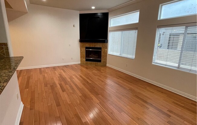 4612 Vista del Monte Ave Apt 7