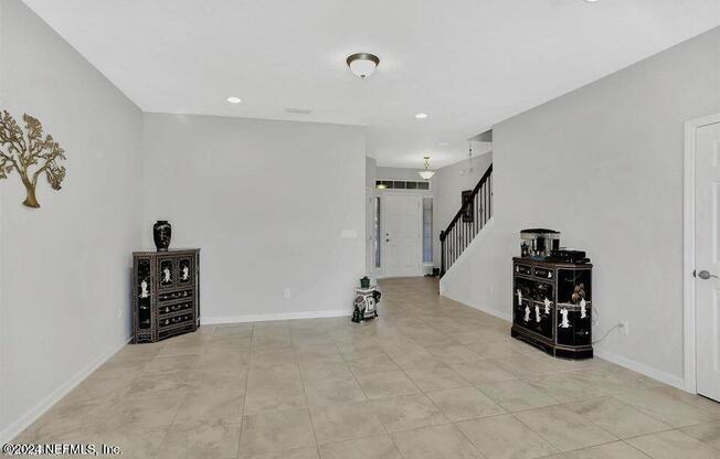 511 RICHMOND DR