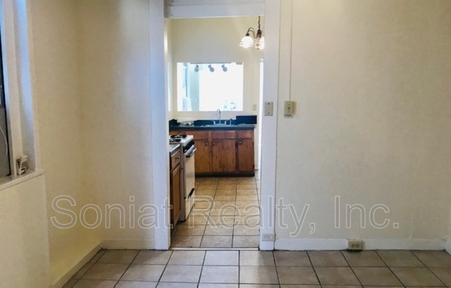 1 bed, 1 bath, 600 sqft, $1,100