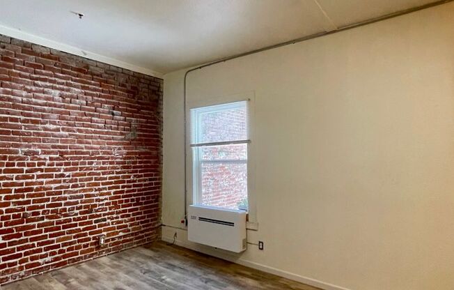 Studio, 1 bath, 400 sqft, $1,235, Unit 307