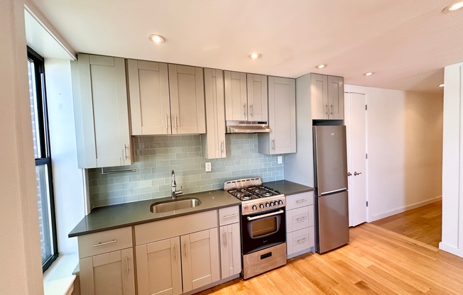375 86 ST