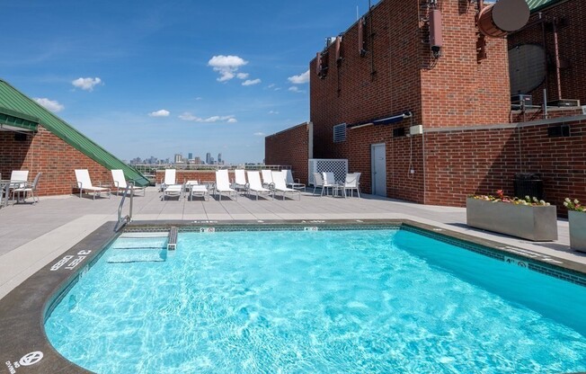 2 beds, 1.5 baths, 820 sqft, $2,900, Unit 217