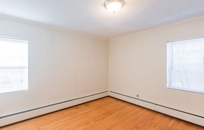1 bed, 1 bath, 575 sqft, $1,045, Unit 302