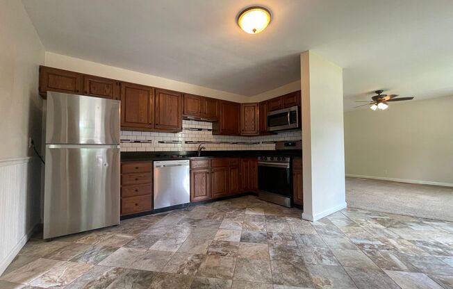 3BD Home In Highland, IN
