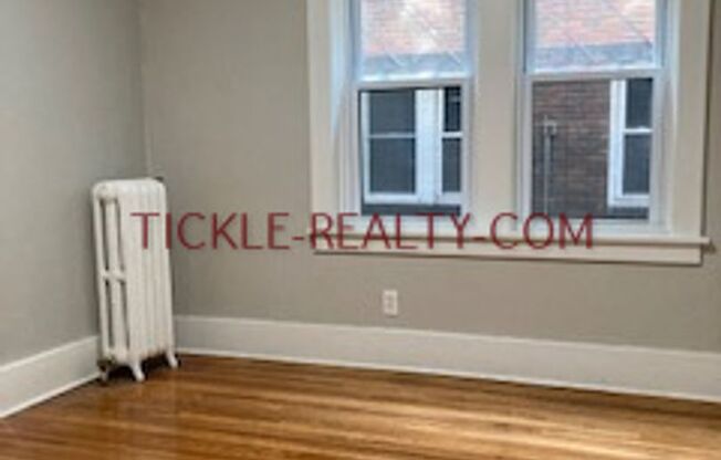 1 bed, 1 bath, $1,250, Unit D103