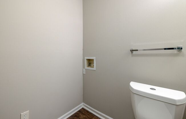 1 bed, 1.5 baths, 700 sqft, $1,200, Unit 1538-L