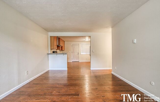 2 beds, 1 bath, 850 sqft, $1,450, Unit 203