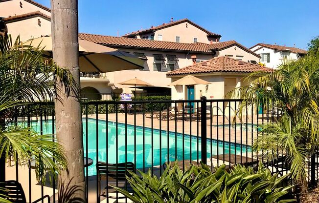 2-bed 2.5 bath townhome in Cascada (Rancho Carrillo)