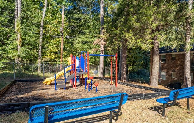 2 beds, 1 bath, 759 sqft, $999, Unit J 5