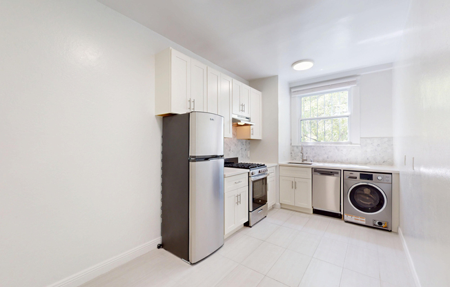 1935 FRANKLIN ST