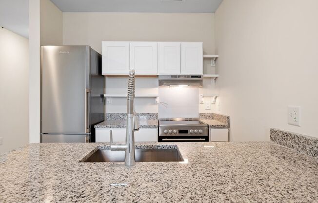 1 bed, 1 bath, 655 sqft, $2,595, Unit 5E