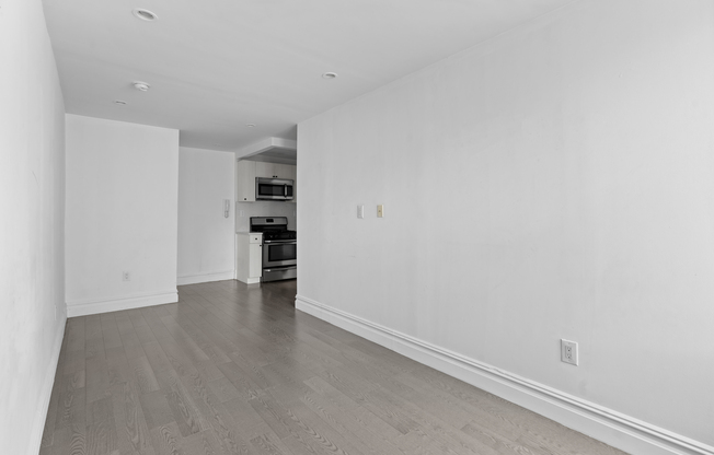 2 beds, 2 baths, $6,995, Unit 3A