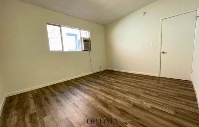 1 bed, 1 bath, $2,100, Unit 07