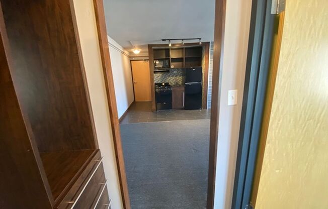 1 bed, 1 bath, 486 sqft, $1,155, Unit 316-911