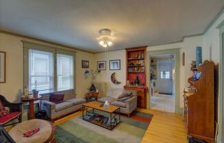 3 beds, 1 bath, $1,650