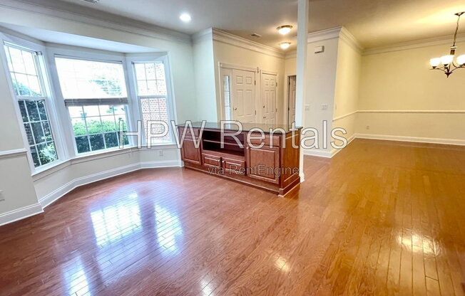 9519 DELLBROOK CT