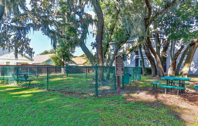 2 beds, 2 baths, 890 sqft, $1,415, Unit 39-202