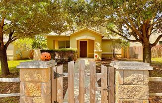 Spacious 3x2.5 South Austin Home