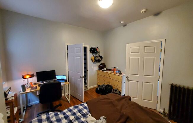 1 bed, 1 bath, 550 sqft, $1,100, Unit #102 (2)