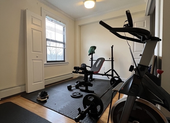 2 beds, 1 bath, 795 sqft, $3,500, Unit 24
