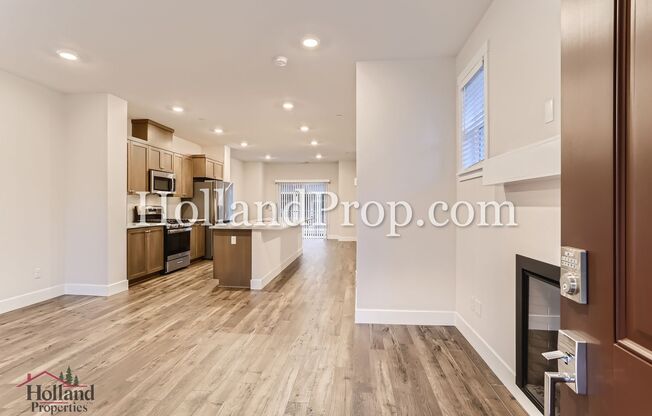 Gorgeous, Modern 2-Bedroom Home in North Bethany!! NEW BEST PRICE $2,335 AND REDUCED SECURITY DEPOSIT!