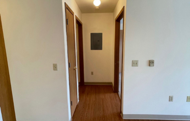 1 bed, 1 bath, 786 sqft, $1,100