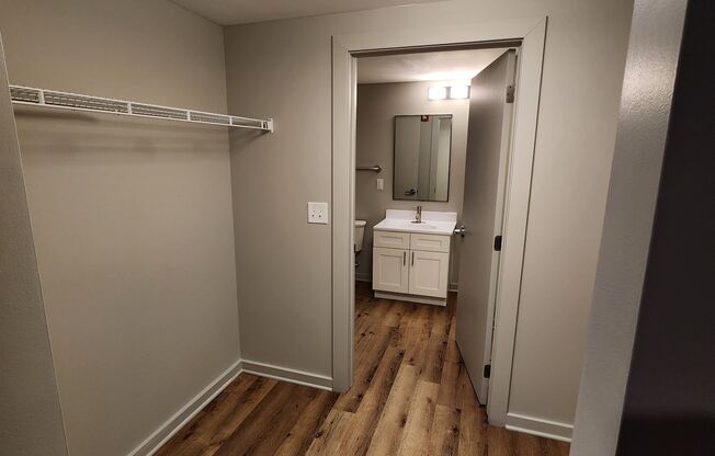 2 beds, 2 baths, 871 sqft, $1,695, Unit Unit 302